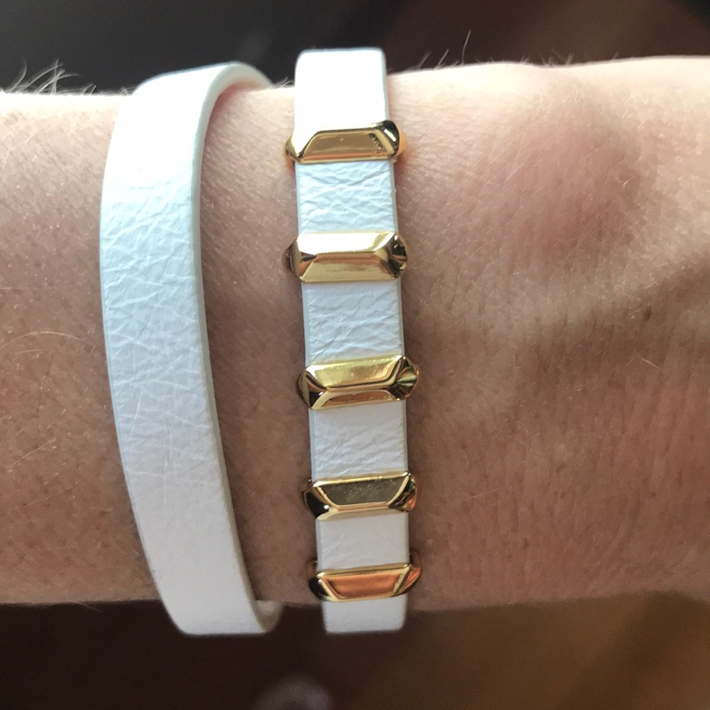 Stella & Dot Remy wrap bracelet white/gold